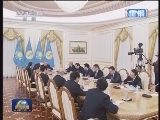 王岐山会见哈萨克斯坦总统