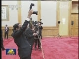 习近平会见巴基斯坦总理