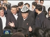 俞正声率中央代表团赴克州看望慰问各族干部群众