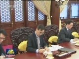 习近平会见来京述职的梁振英