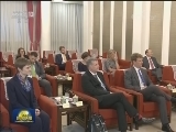 李克强会见英国外交大臣