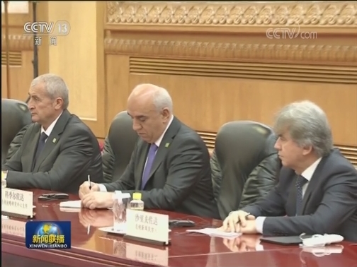 习近平会见塔吉克斯坦总统