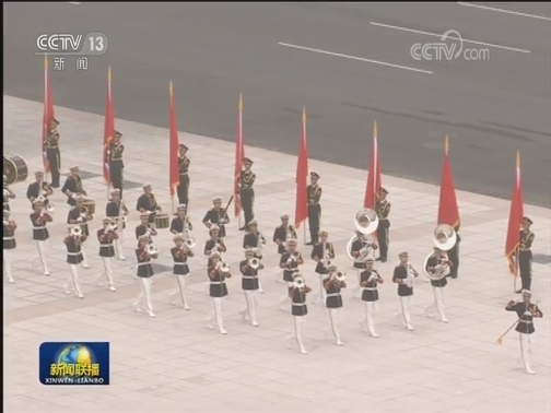 习近平举行仪式欢迎阿联酋阿布扎比王储访华