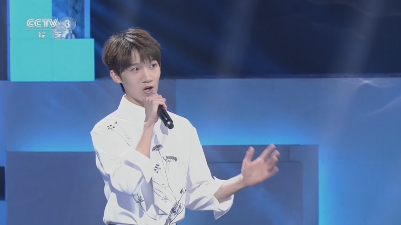 [开门大吉]歌曲《少年》 演唱:孙睦涵