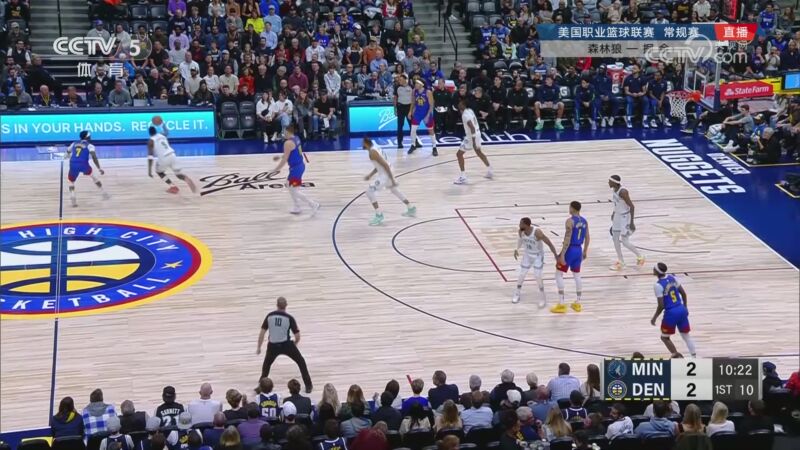 [nba]约基奇传球被断 爱德华兹反击上篮得手