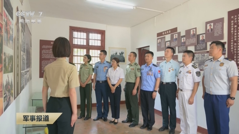 [军事报道]挺膺担当奋进强军新征程 军地青年典型走进火箭军部队