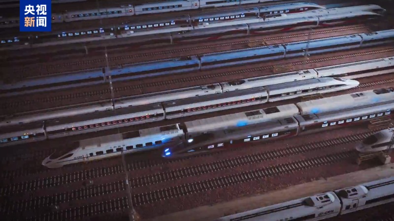 国庆假期将至_"陆地航母"蓄势待发