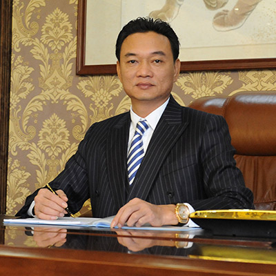 董事长 简介: 余俊忠,男,1973年出生,中级工程师职称,广东潮州饶平人