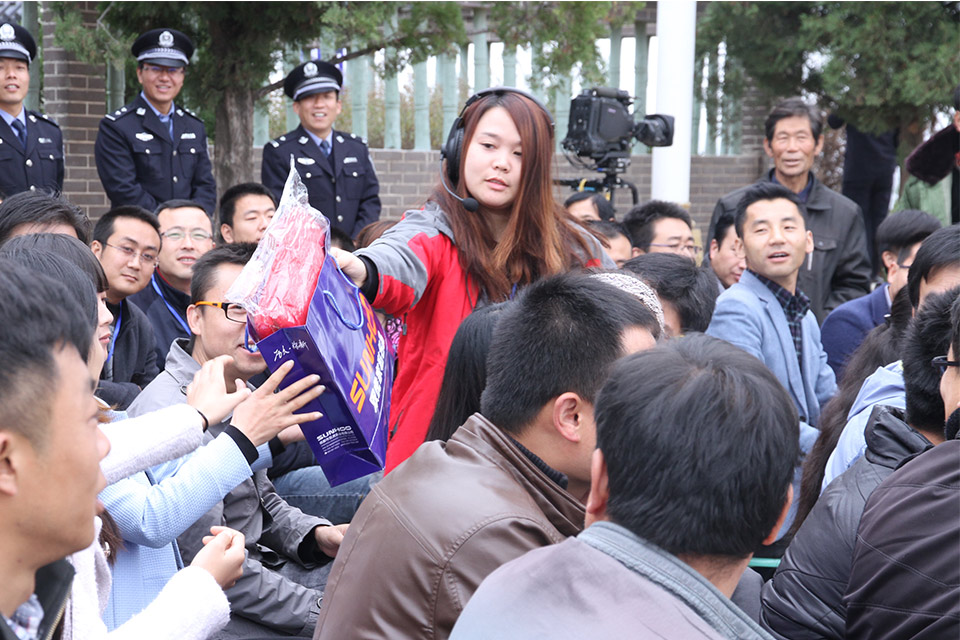 朱晨晨_央视网(cctv.com)