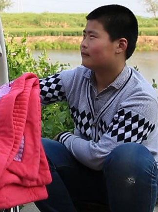 孝心少年:徐宇航