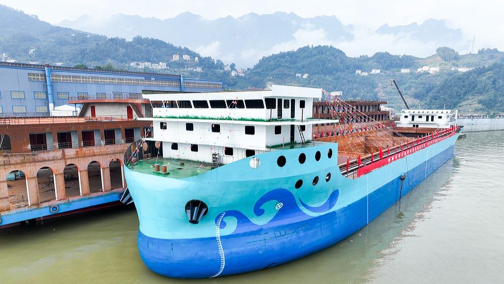 看见2030 “十五五”新图景 | 黄金水道扬绿帆 见证航运新画卷