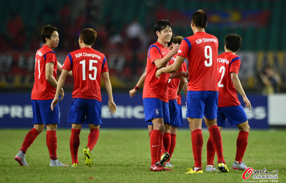 登录 [高清组图]东亚杯-全场被动 国足0-2不敌韩国