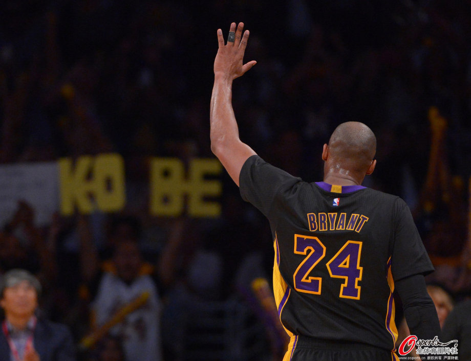 [高清组图]科比28分兰德尔首三双 湖人不敌掘金