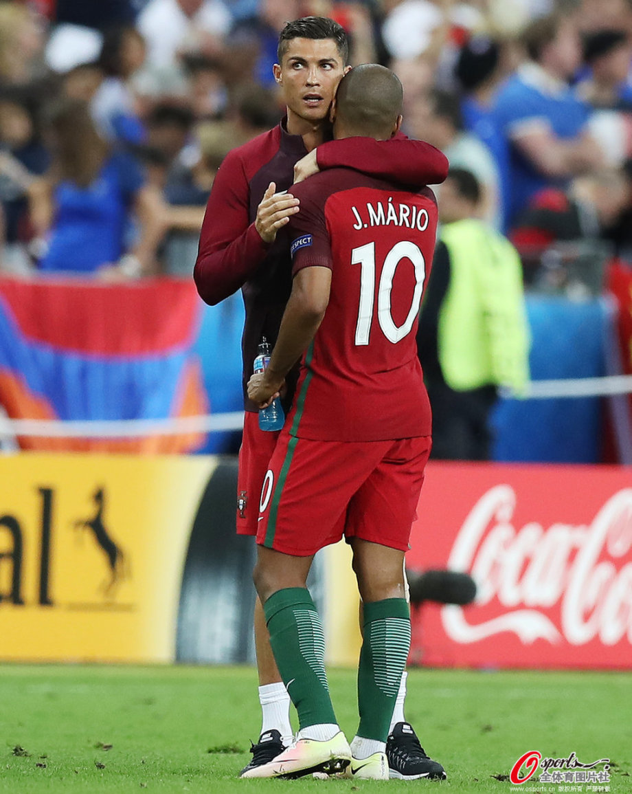 [高清组图]欧洲杯-埃德尔绝杀 葡萄牙1-0法国夺冠