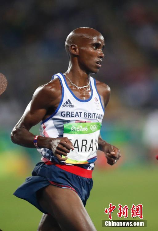 田径男子万米决赛法拉赫摔倒后仍成功卫冕