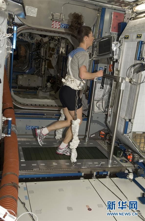 在太空中如何锻炼身体