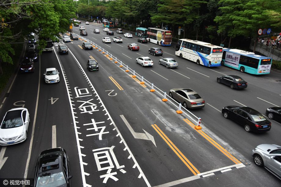 深圳首创"会走路"的潮汐车道