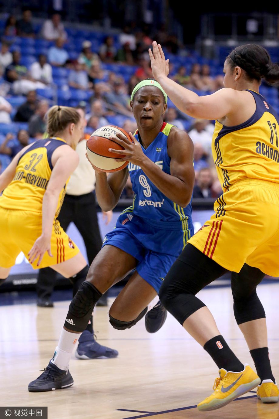 wnba:印第安纳狂热62-89达拉斯飞翼