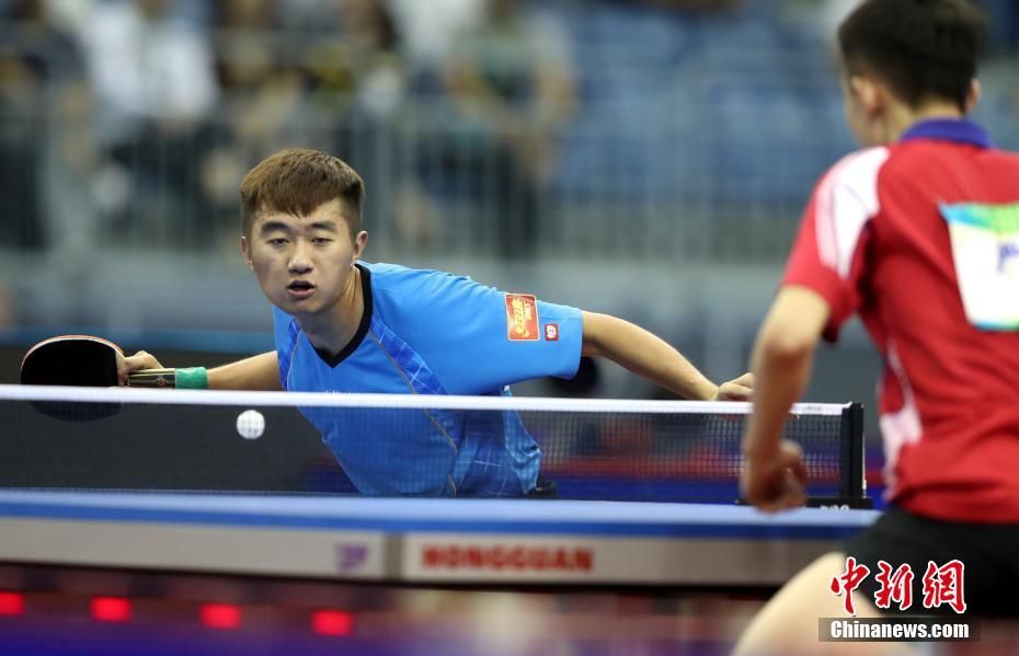 登录 1/6 我要分享 9月1日,天津全运会乒乓球男子团体决赛在武清体育
