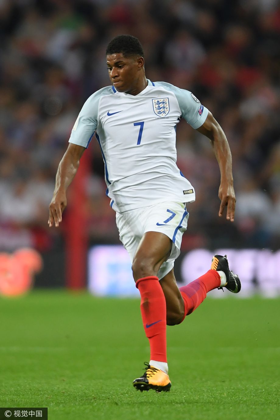 [高清组图]世预赛-拉什福德传射 英格兰2-1逆转