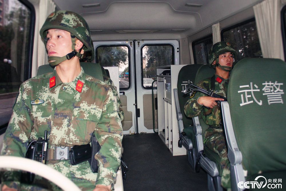 武警北京总队十四支队严密组织武装巡逻勤务