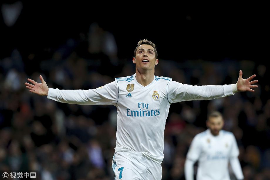 [高清组图]c罗帽子戏法 皇家马德里5-2皇家社会