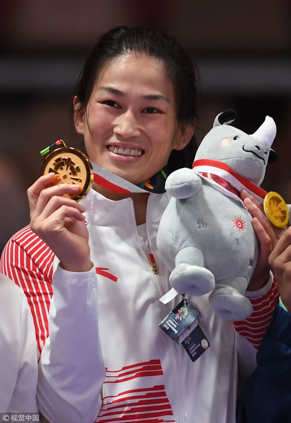 [高清组图]女子自由式摔跤68公斤级决赛 周凤夺金