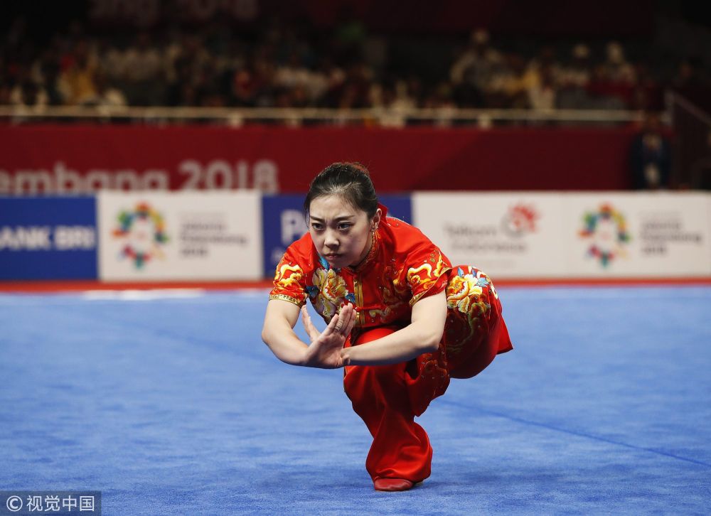 [高清组图]武术女子长拳戚昕舣夺冠 中国澳门摘银