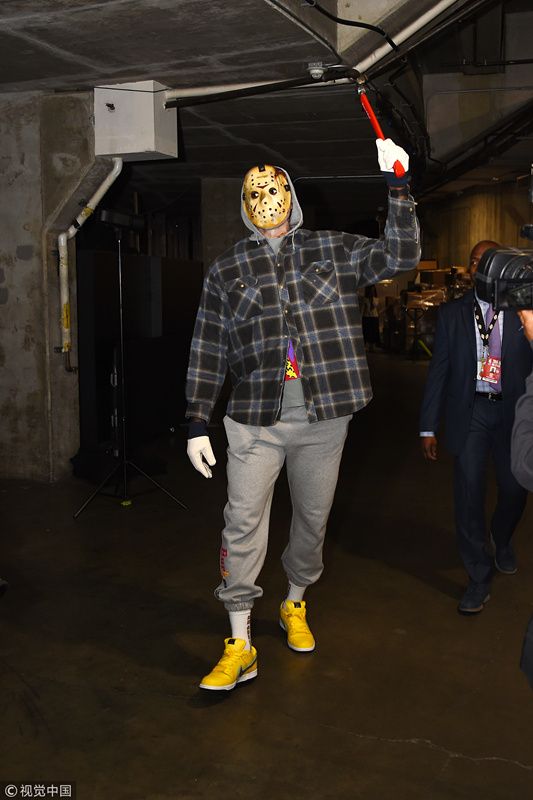 nba球员通道魔鬼聚集