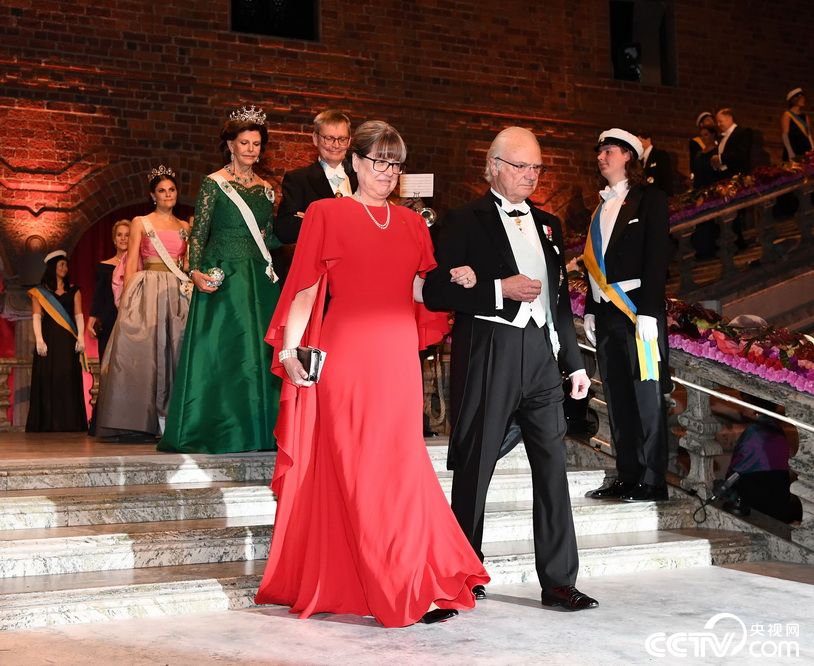 2018诺贝尔奖晚宴举行 数千嘉宾盛装出席