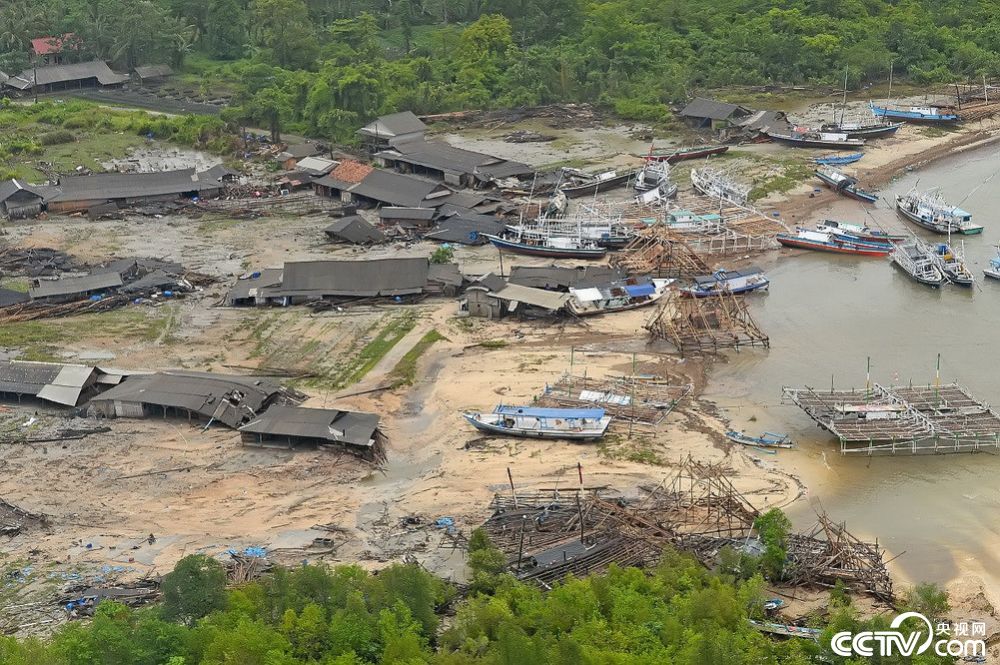 登录 1/6 我要分享 央视网消息:当地时间2018年12月24日,印尼万丹省