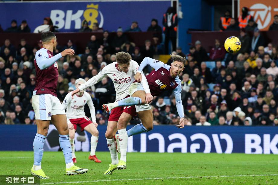 英超-霍伊伦破门麦克托米奈绝杀 曼联2-1维拉