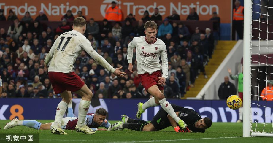 英超-霍伊伦破门麦克托米奈绝杀 曼联2-1维拉