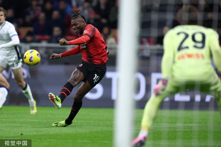 意甲-莱奥破门库普梅纳斯建功 AC米兰1-1亚特兰大