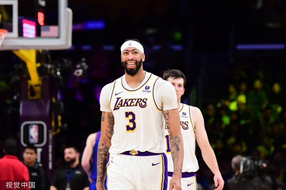 詹姆斯里程碑约基奇35+10 掘金力克湖人6连胜