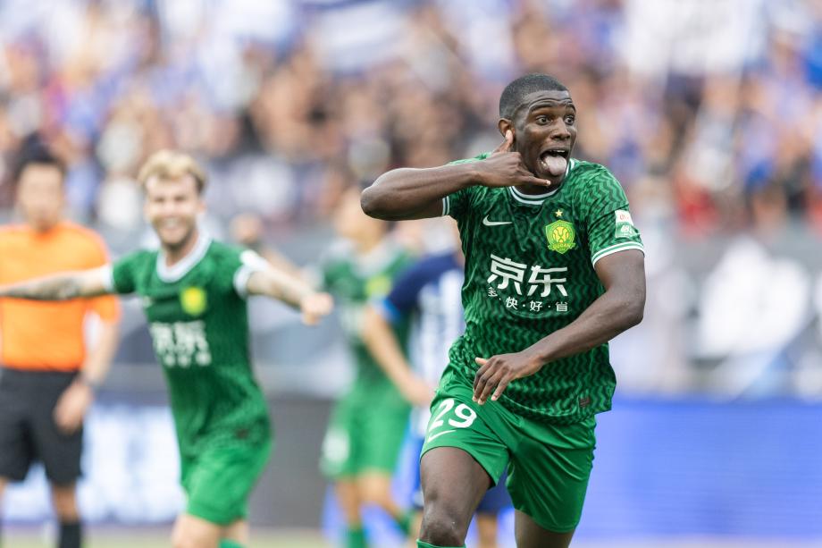 法比奥破门 北京国安1-0客胜武汉三镇暂登榜首