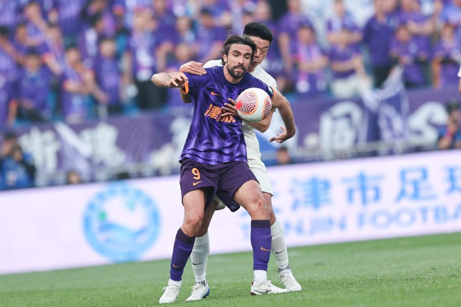 费利佩梅开二度 成都蓉城击败天津津门虎