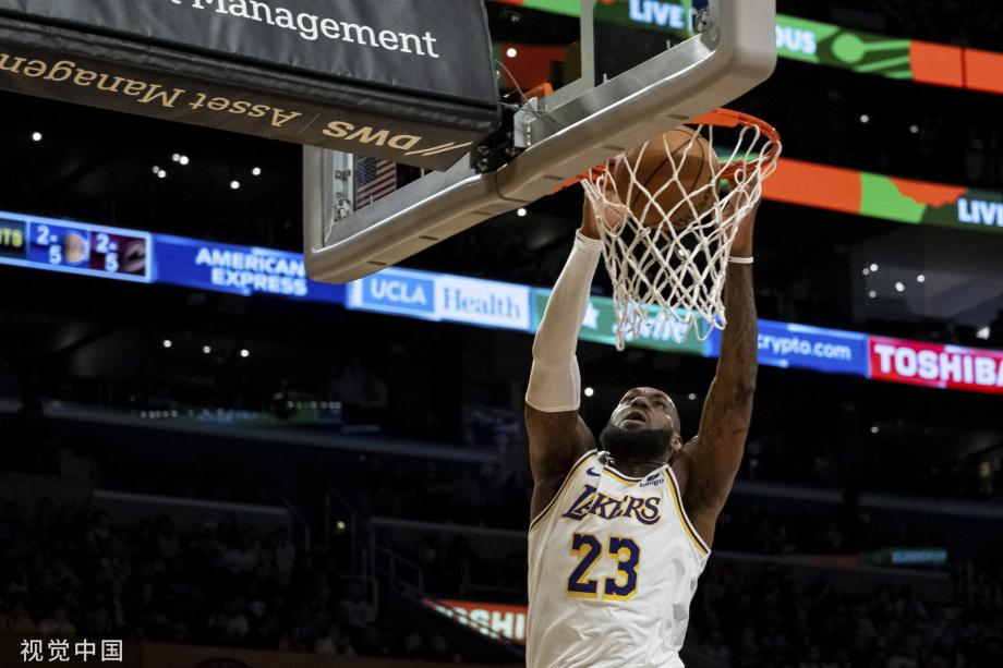 詹姆斯24+12戴维斯22+13 湖人克骑士4连胜