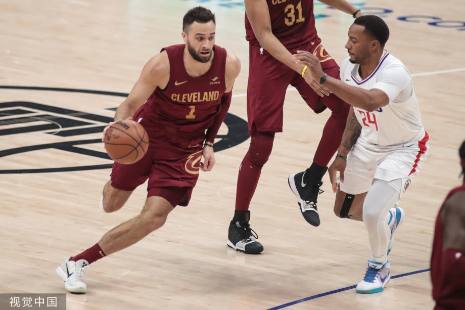 乔治39+11加兰28+8 哈登22分快船大逆转骑士