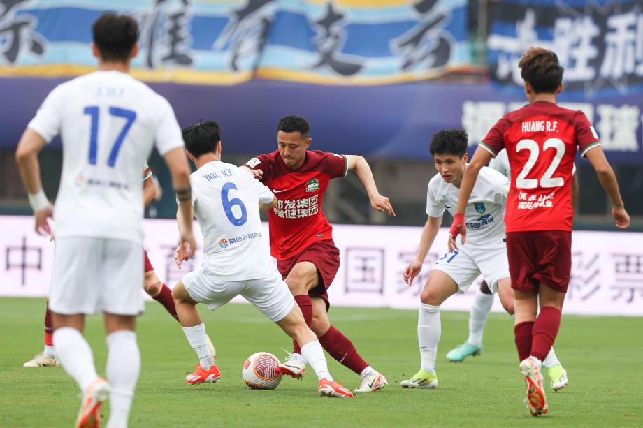 周缘德收获中超处子球 河南1-1南通仍一胜难求