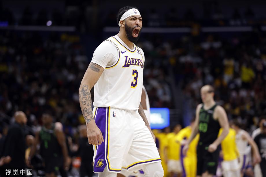詹姆斯大号三双浓眉30+11 湖人胜鹈鹕锁定第八