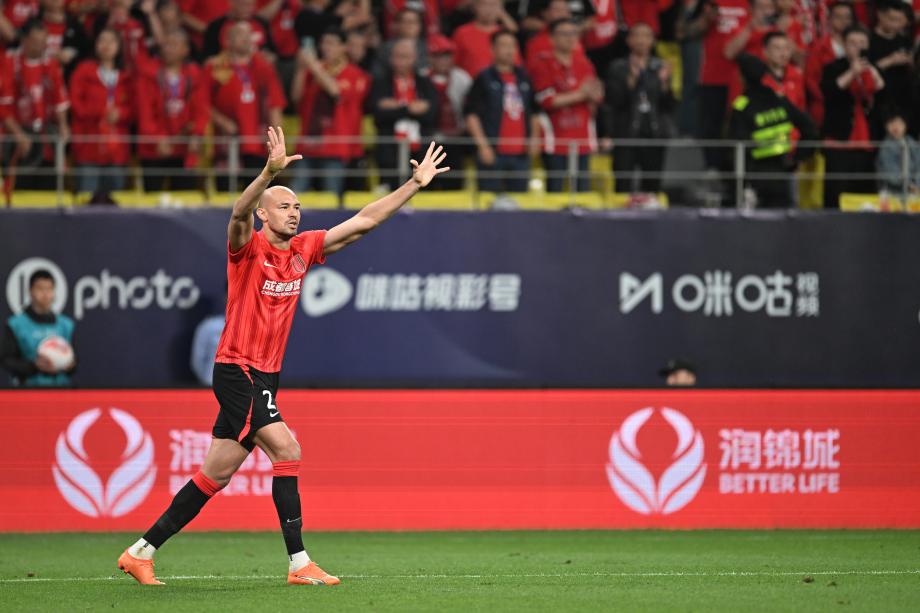 费利佩帽子戏法 成都蓉城3-1深圳新鹏城