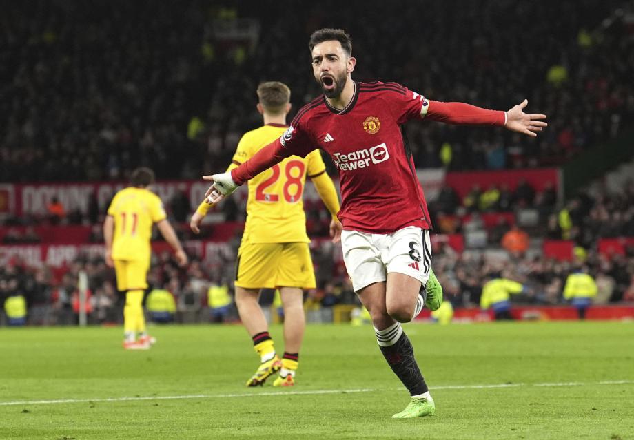 英超-B费双响马奎尔破门 曼联4-2逆转谢菲尔德联