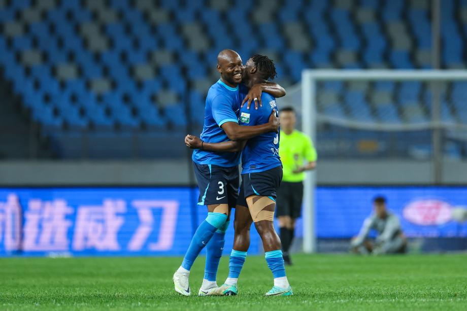 迈达纳头球梅开二度 河南客场击败沧州雄狮