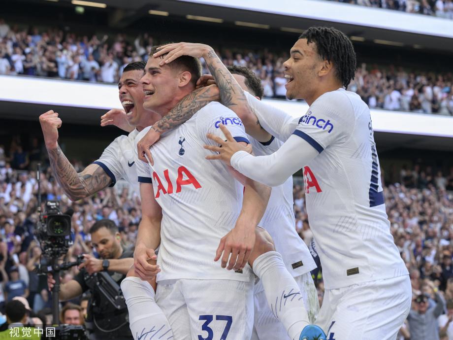 连败终结！范德文绝杀 热刺2-1送伯恩利降级