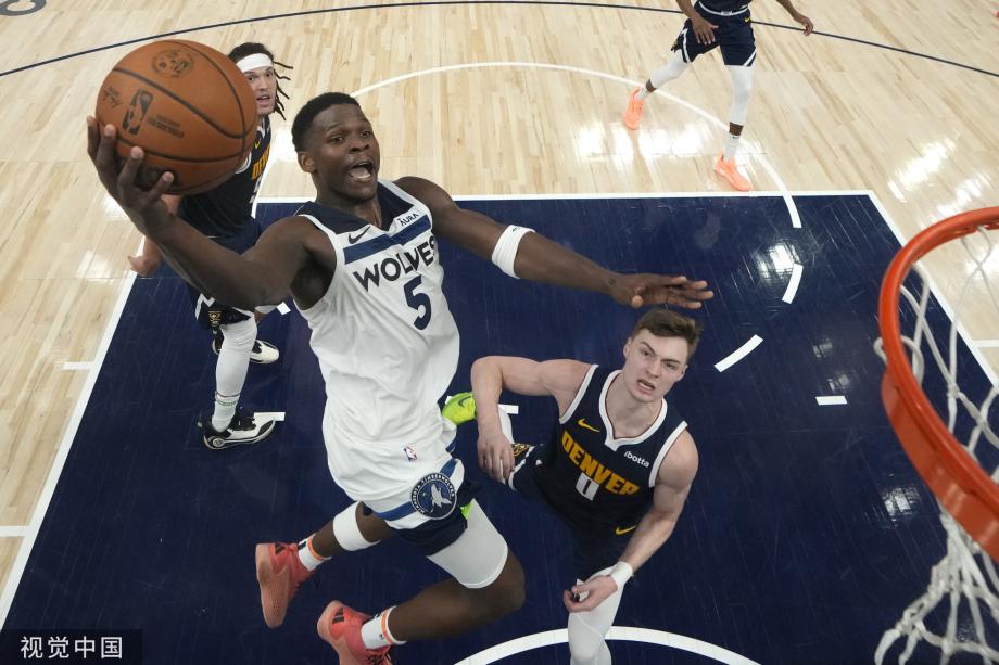 约基奇35+7+7爱德华兹44分 掘金力克森林狼2-2