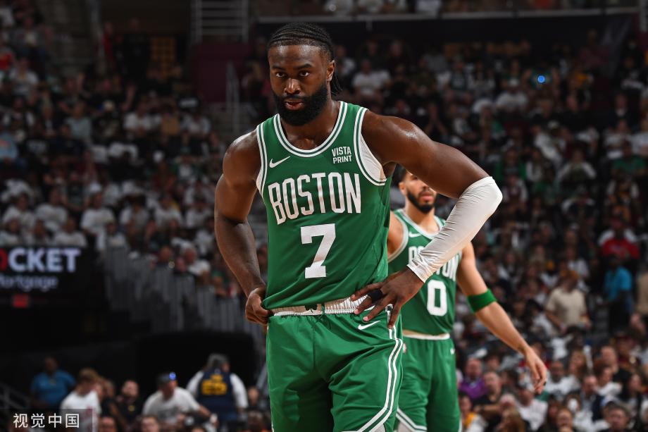 双探花合砍60分加兰30+7 骑士1-3凯尔特人