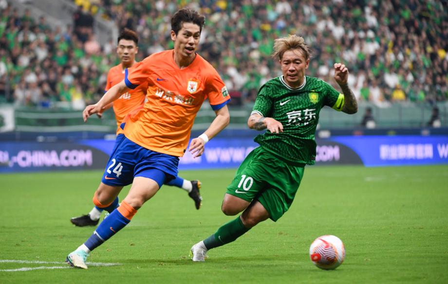 阿德本罗进球法比奥破门 国安两球完胜泰山