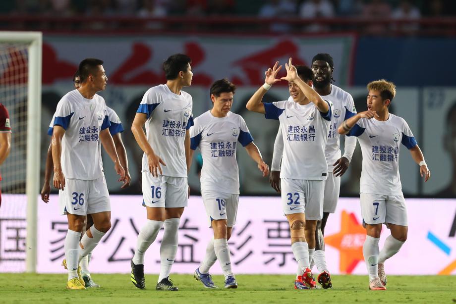 刘鑫瑜世界波对手送乌龙 沧州客场胜河南队