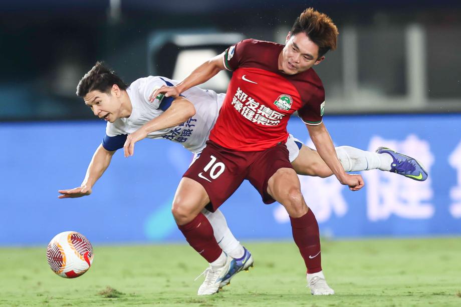 刘鑫瑜世界波对手送乌龙 沧州客场胜河南队